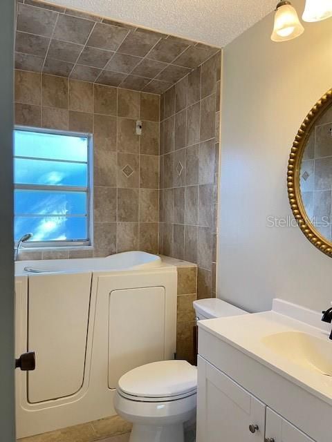 В аренду: $1,800 (3 спален, 2 ванн, 1216 Квадратных фут)