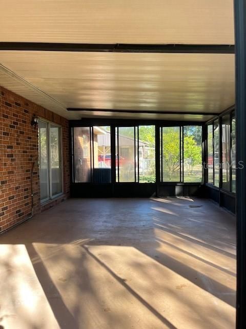 В аренду: $1,800 (3 спален, 2 ванн, 1216 Квадратных фут)