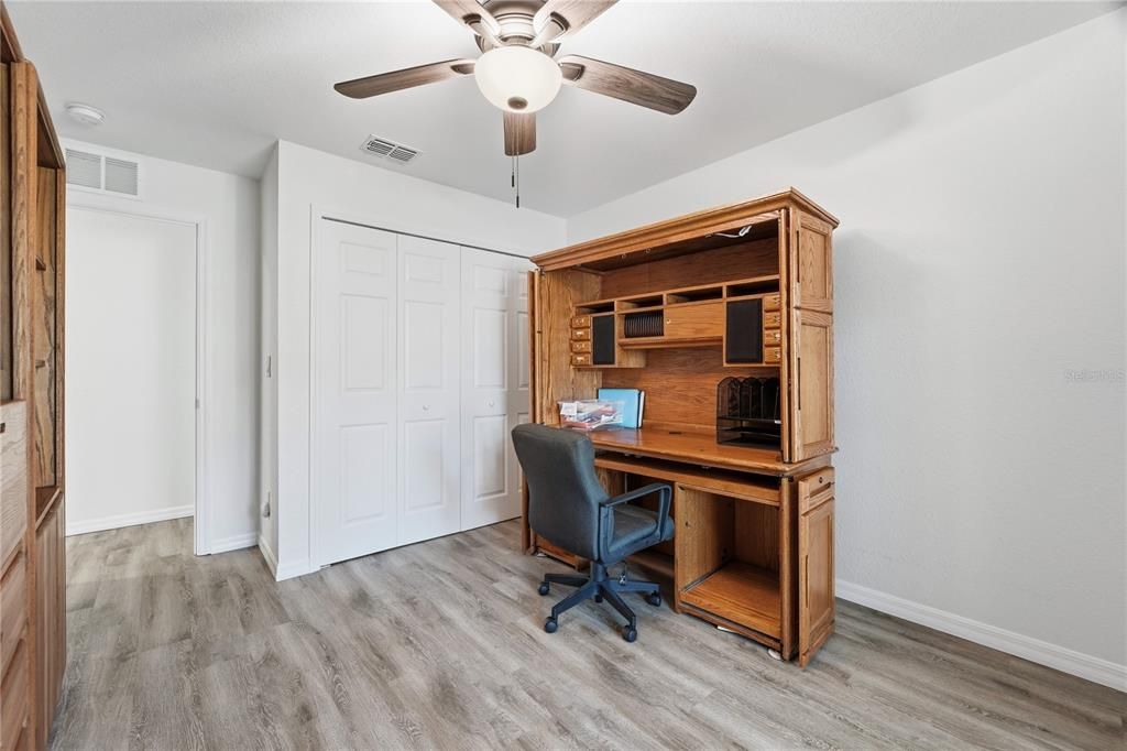 For Sale: $449,500 (4 beds, 2 baths, 1613 Square Feet)