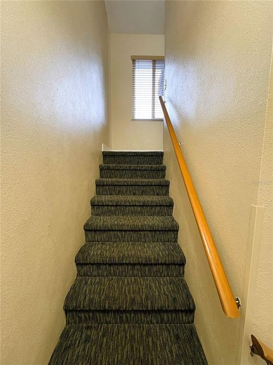 待售: $195,000 (2 贝兹, 2 浴室, 1052 平方英尺)