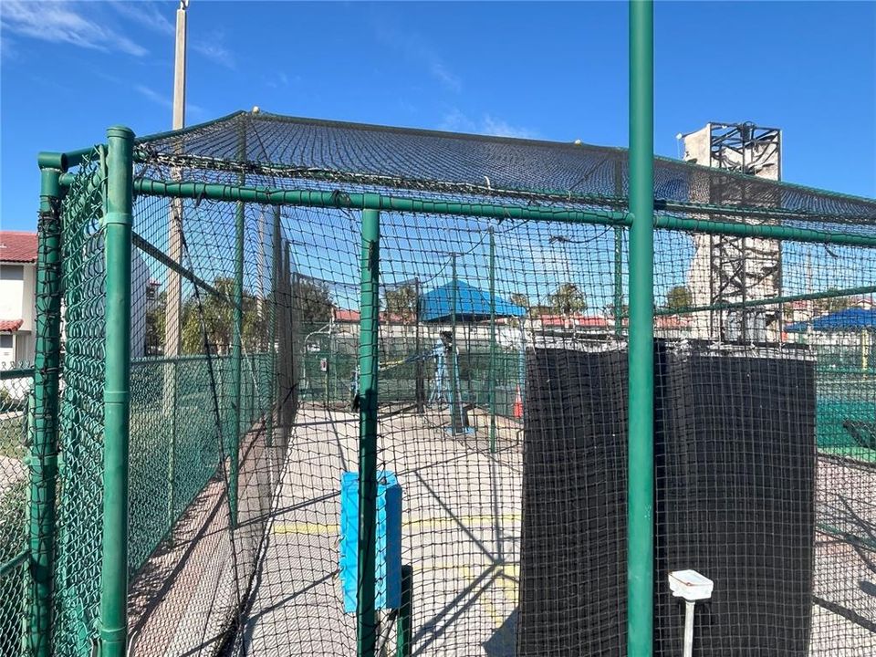 待售: $195,000 (2 贝兹, 2 浴室, 1052 平方英尺)