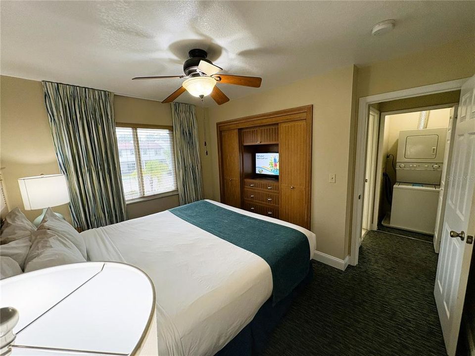 待售: $195,000 (2 贝兹, 2 浴室, 1052 平方英尺)