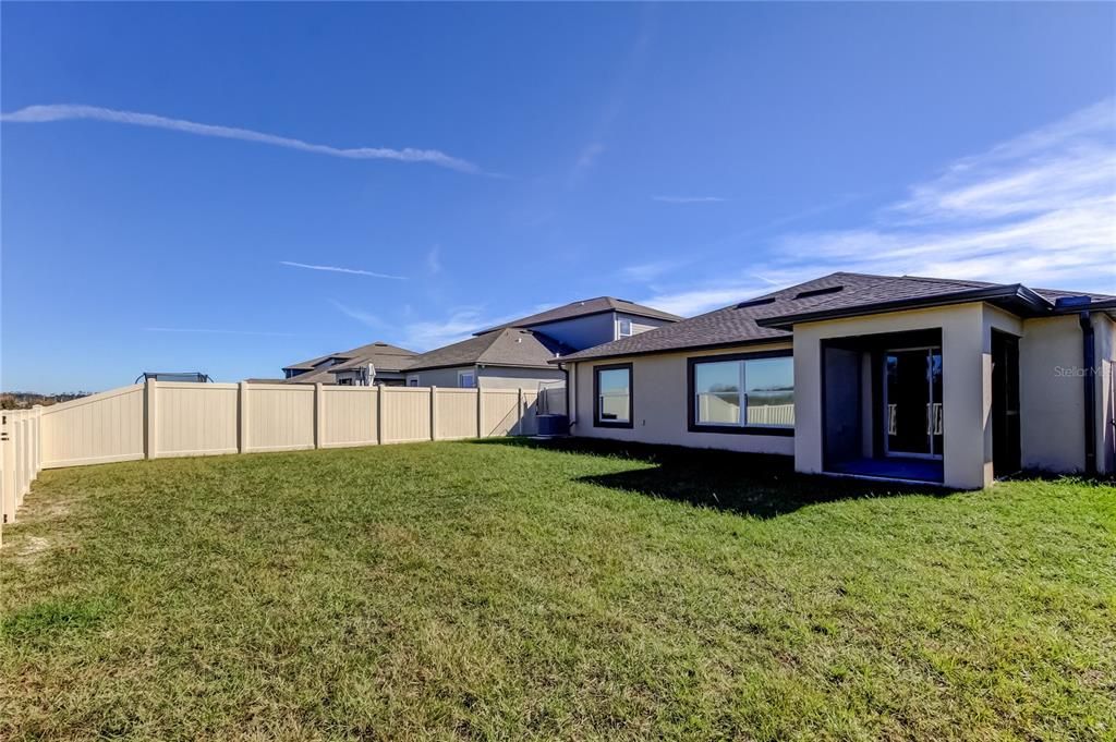 待售: $425,000 (4 贝兹, 2 浴室, 1939 平方英尺)