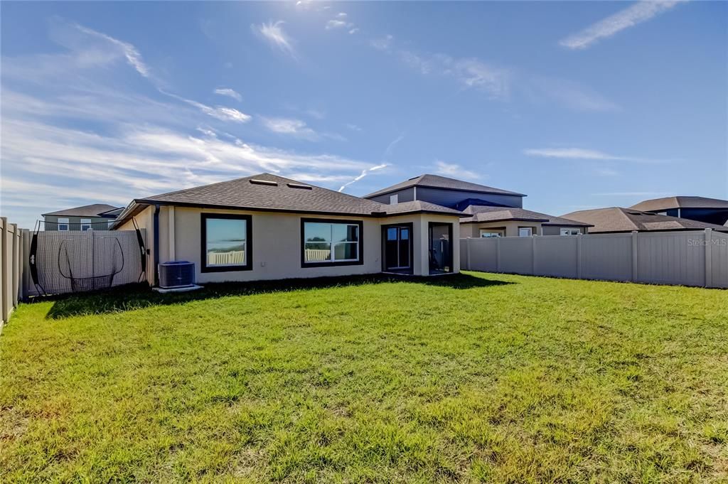 待售: $425,000 (4 贝兹, 2 浴室, 1939 平方英尺)