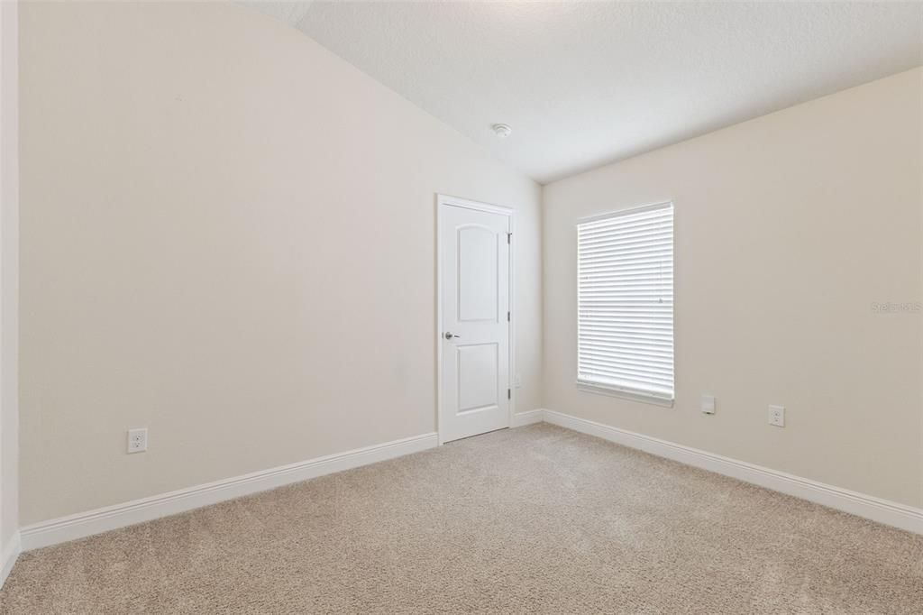 En Renta: $2,100 (3 camas, 2 baños, 1414 Pies cuadrados)