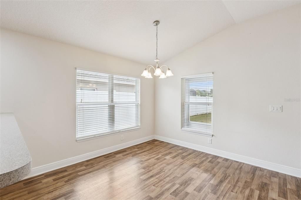 En Renta: $2,100 (3 camas, 2 baños, 1414 Pies cuadrados)