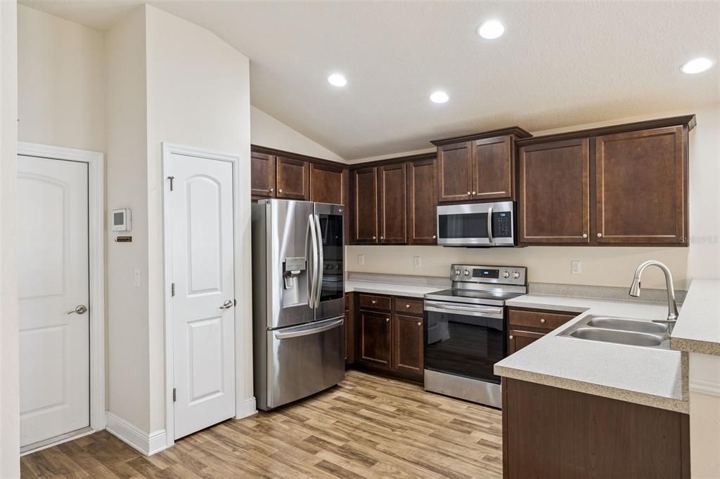 En Renta: $2,100 (3 camas, 2 baños, 1414 Pies cuadrados)