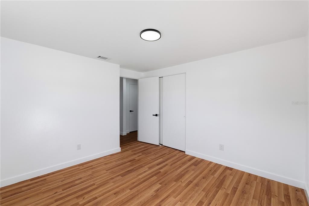 En Venta: $465,000 (3 camas, 2 baños, 1419 Pies cuadrados)