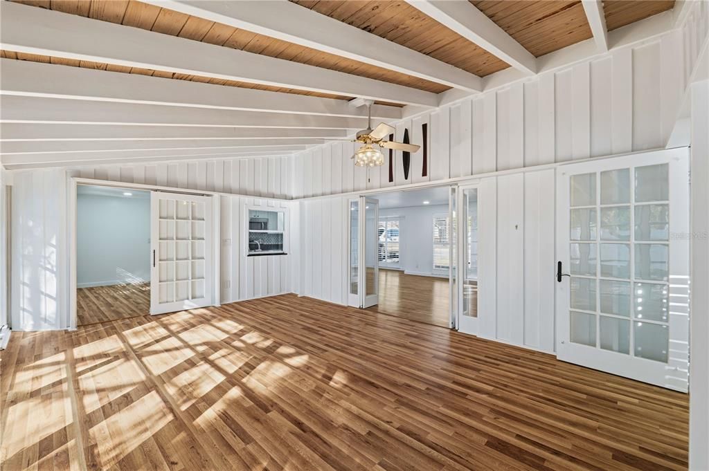 En Venta: $465,000 (3 camas, 2 baños, 1419 Pies cuadrados)