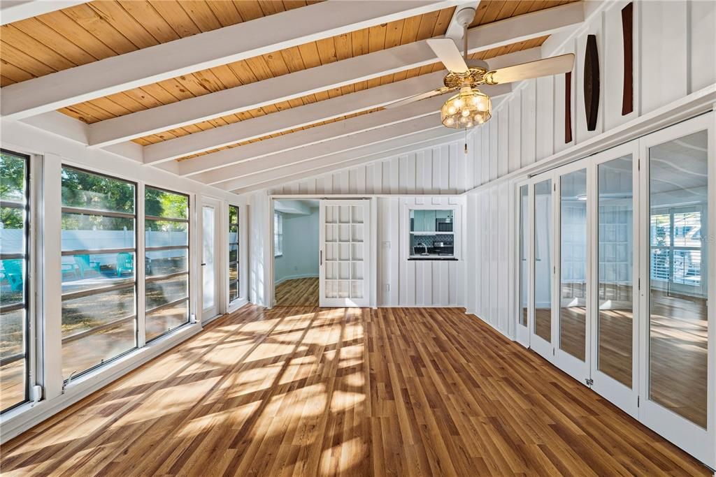 En Venta: $465,000 (3 camas, 2 baños, 1419 Pies cuadrados)