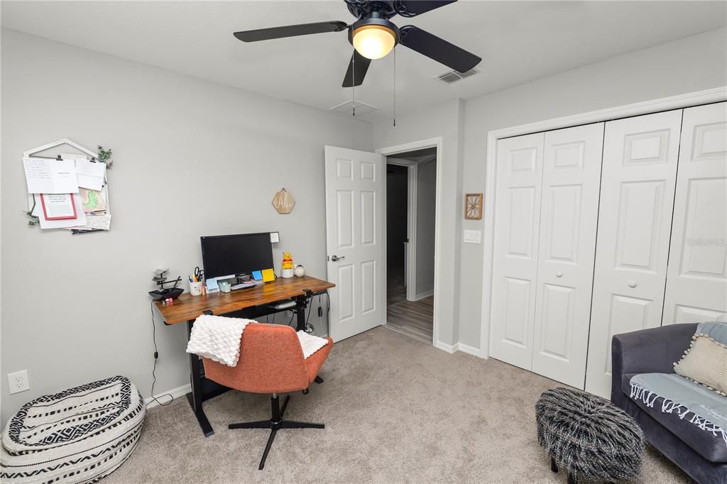 For Sale: $365,000 (4 beds, 2 baths, 1715 Square Feet)