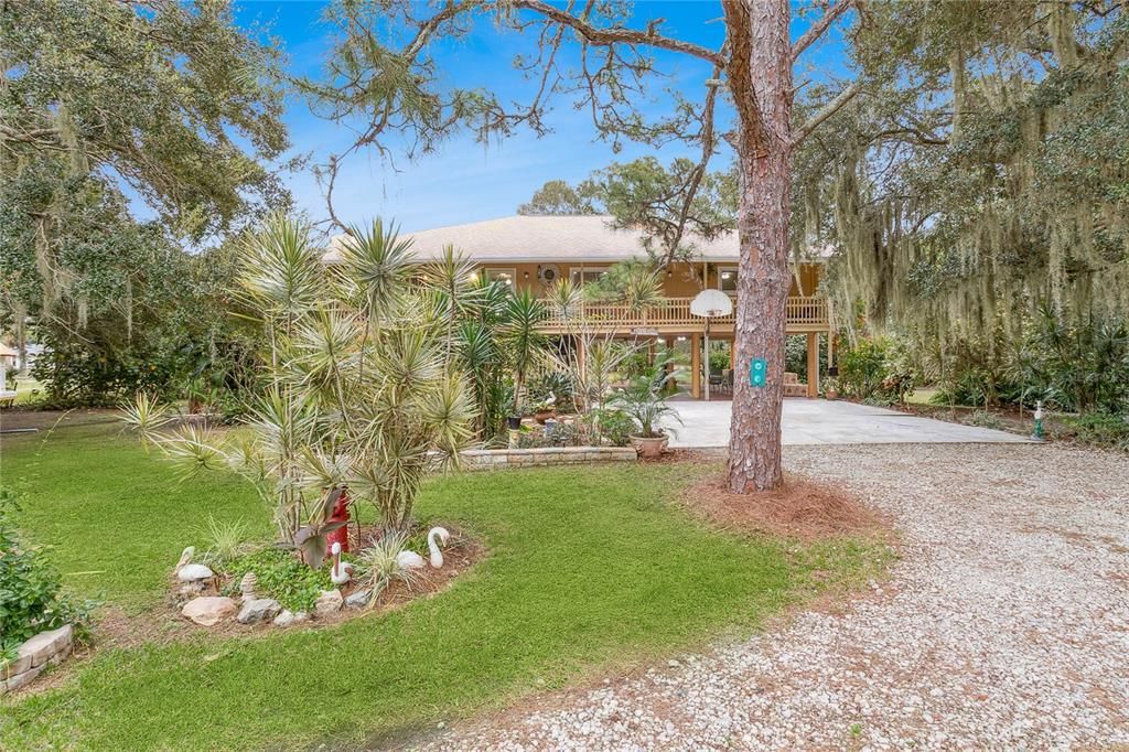 For Sale: $729,500 (5 beds, 3 baths, 2312 Square Feet)