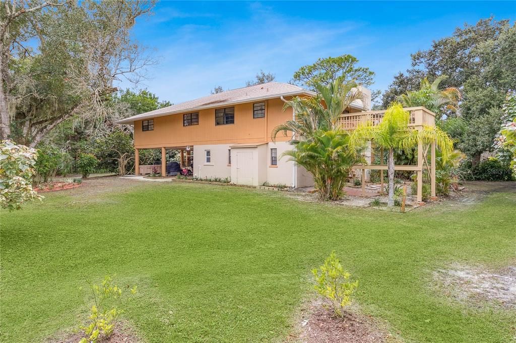 For Sale: $729,500 (5 beds, 3 baths, 2312 Square Feet)