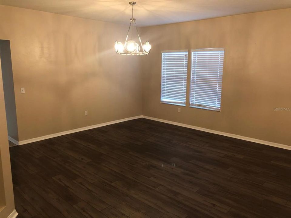 待售: $389,990 (3 贝兹, 2 浴室, 1970 平方英尺)