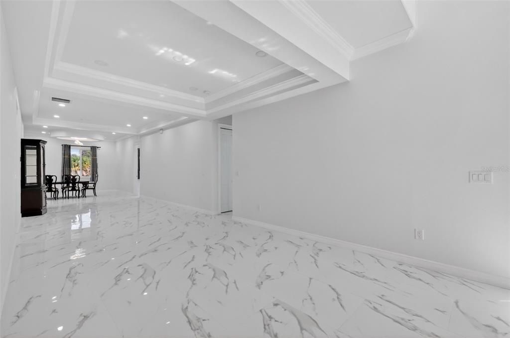 待售: $455,000 (4 贝兹, 3 浴室, 2318 平方英尺)