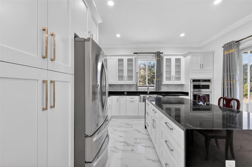 待售: $455,000 (4 贝兹, 3 浴室, 2318 平方英尺)