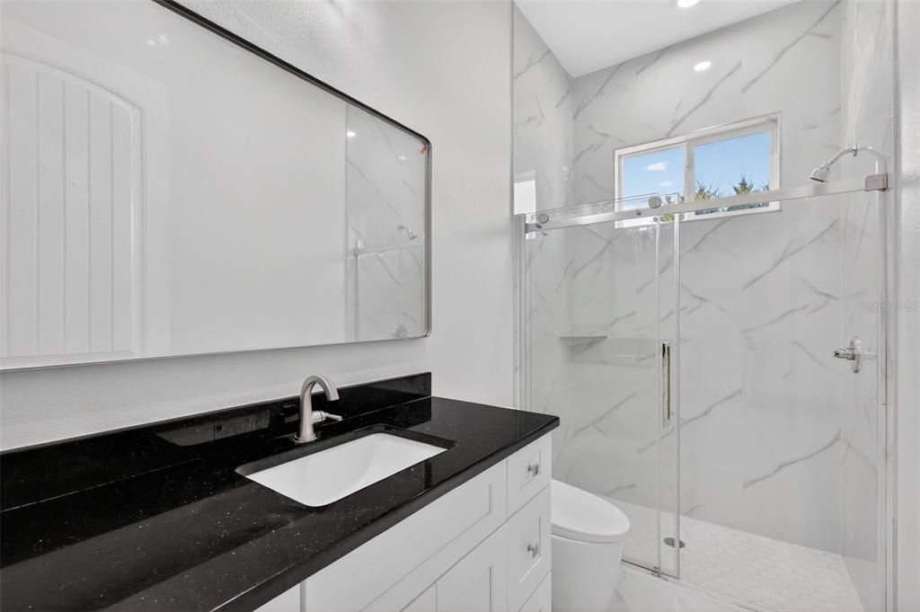 待售: $455,000 (4 贝兹, 3 浴室, 2318 平方英尺)