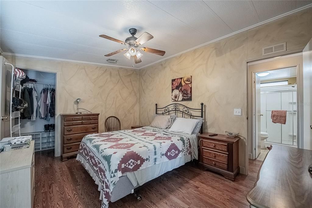 En Venta: $115,000 (2 camas, 2 baños, 1012 Pies cuadrados)