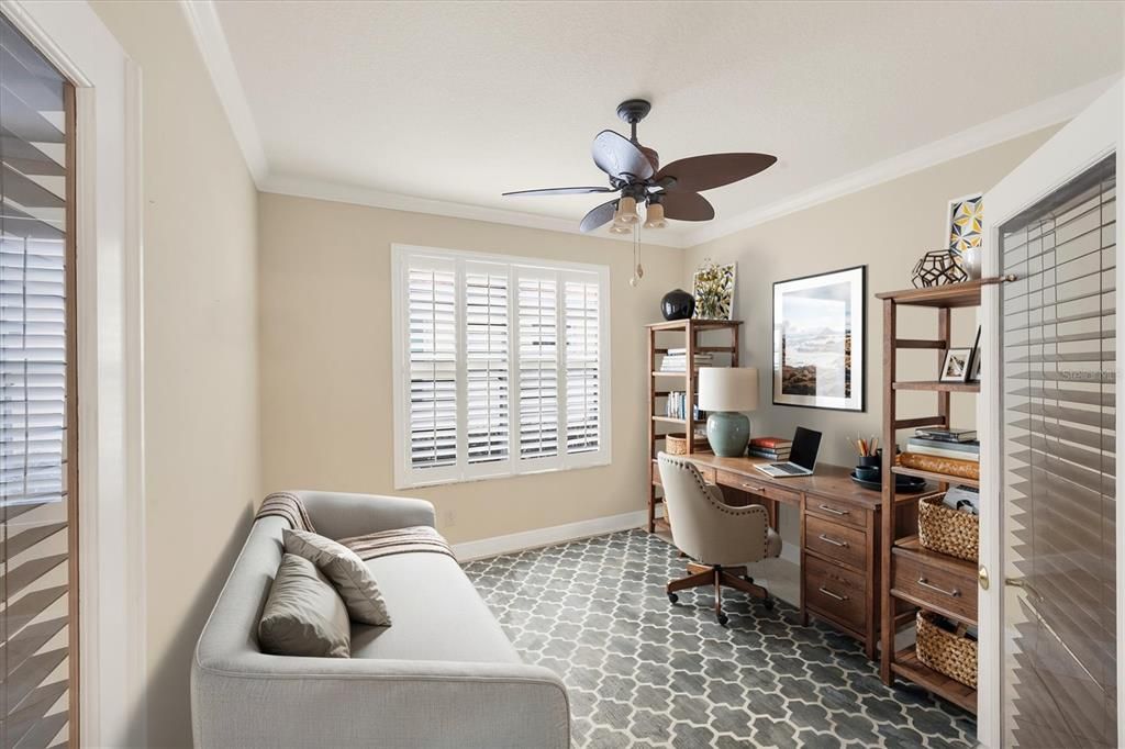 En Venta: $550,000 (2 camas, 2 baños, 1825 Pies cuadrados)