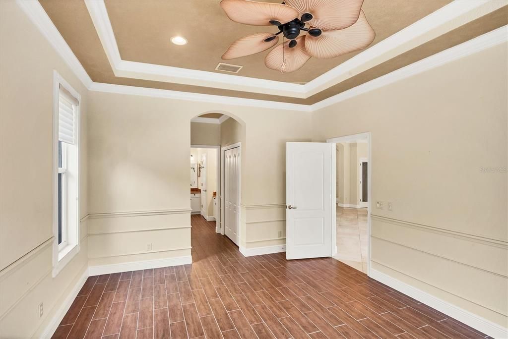 En Venta: $550,000 (2 camas, 2 baños, 1825 Pies cuadrados)