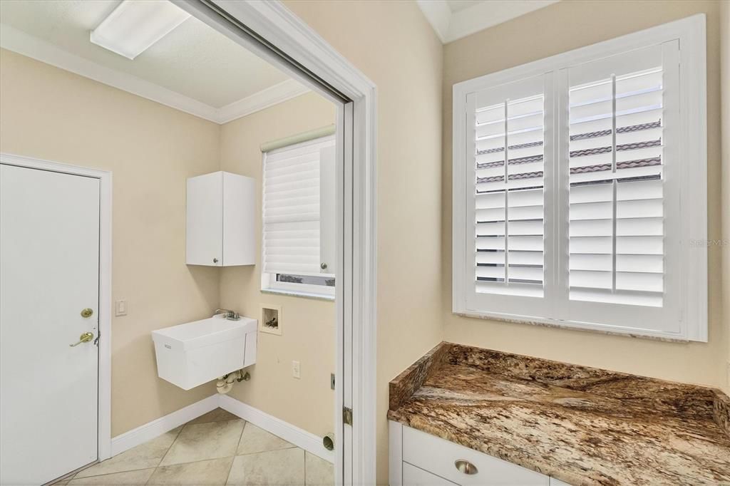 En Venta: $550,000 (2 camas, 2 baños, 1825 Pies cuadrados)