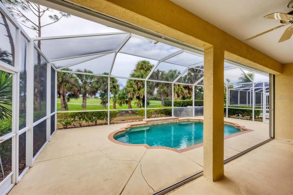 En Venta: $550,000 (2 camas, 2 baños, 1825 Pies cuadrados)