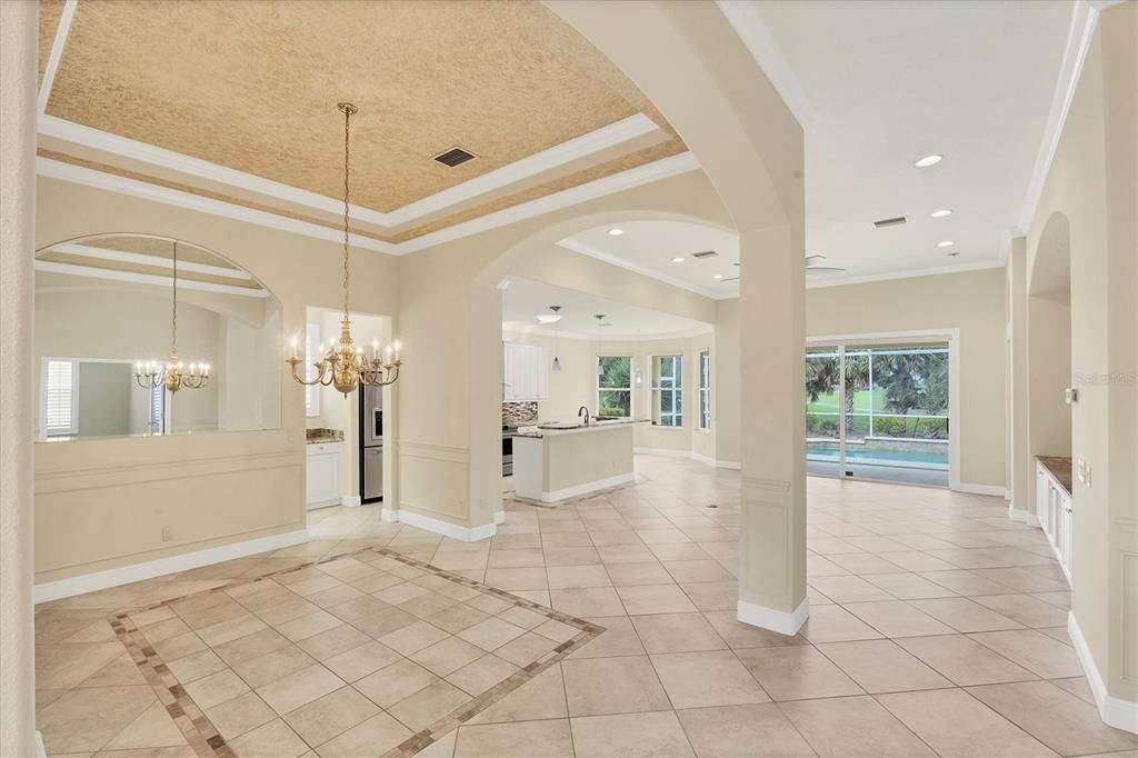 En Venta: $550,000 (2 camas, 2 baños, 1825 Pies cuadrados)