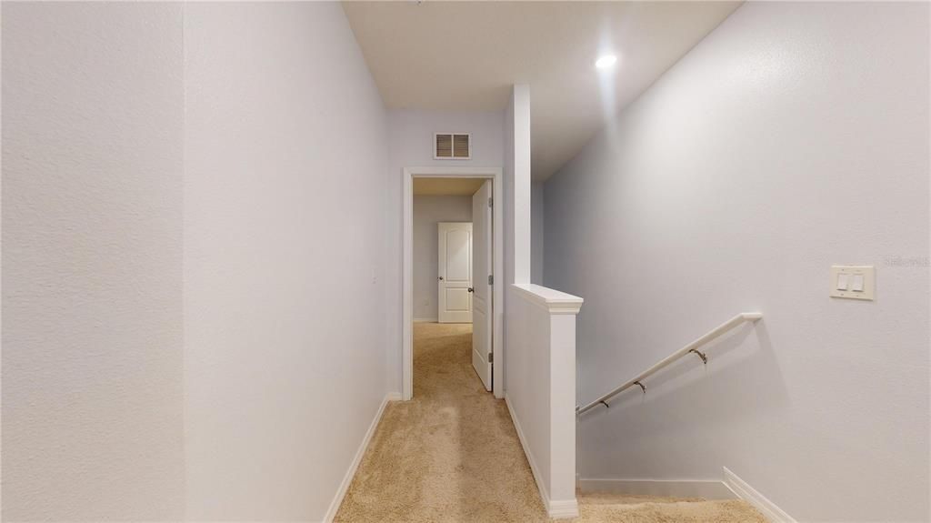 For Rent: $1,900 (3 beds, 2 baths, 1672 Square Feet)