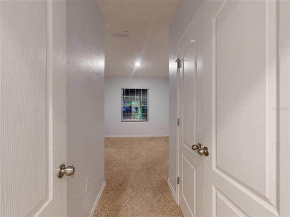 For Rent: $1,900 (3 beds, 2 baths, 1672 Square Feet)