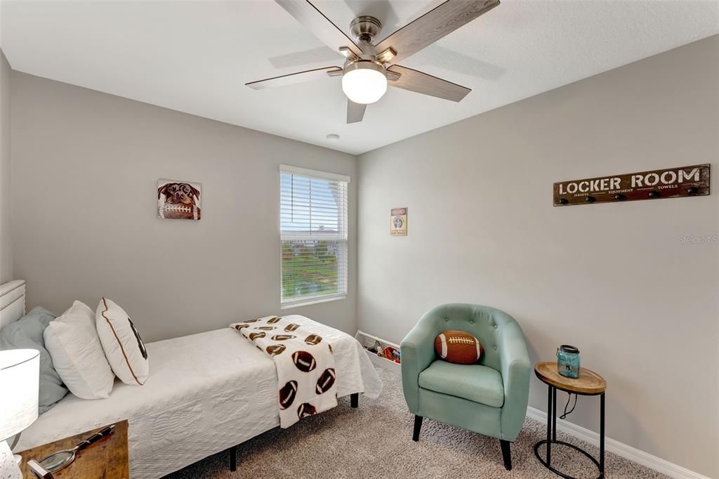 На продажу: $299,000 (3 спален, 2 ванн, 1539 Квадратных фут)