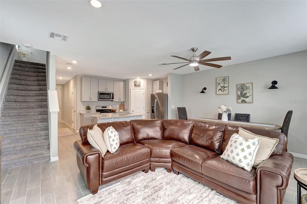 На продажу: $299,000 (3 спален, 2 ванн, 1539 Квадратных фут)