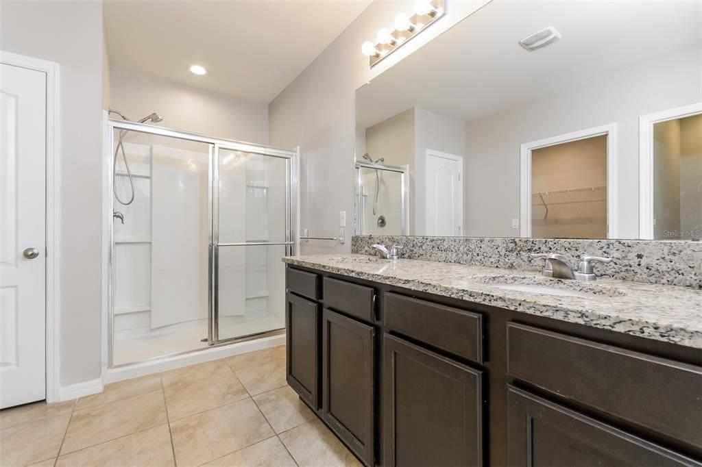 For Sale: $310,000 (3 beds, 2 baths, 1743 Square Feet)