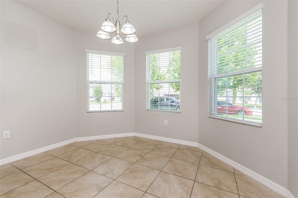 For Sale: $310,000 (3 beds, 2 baths, 1743 Square Feet)