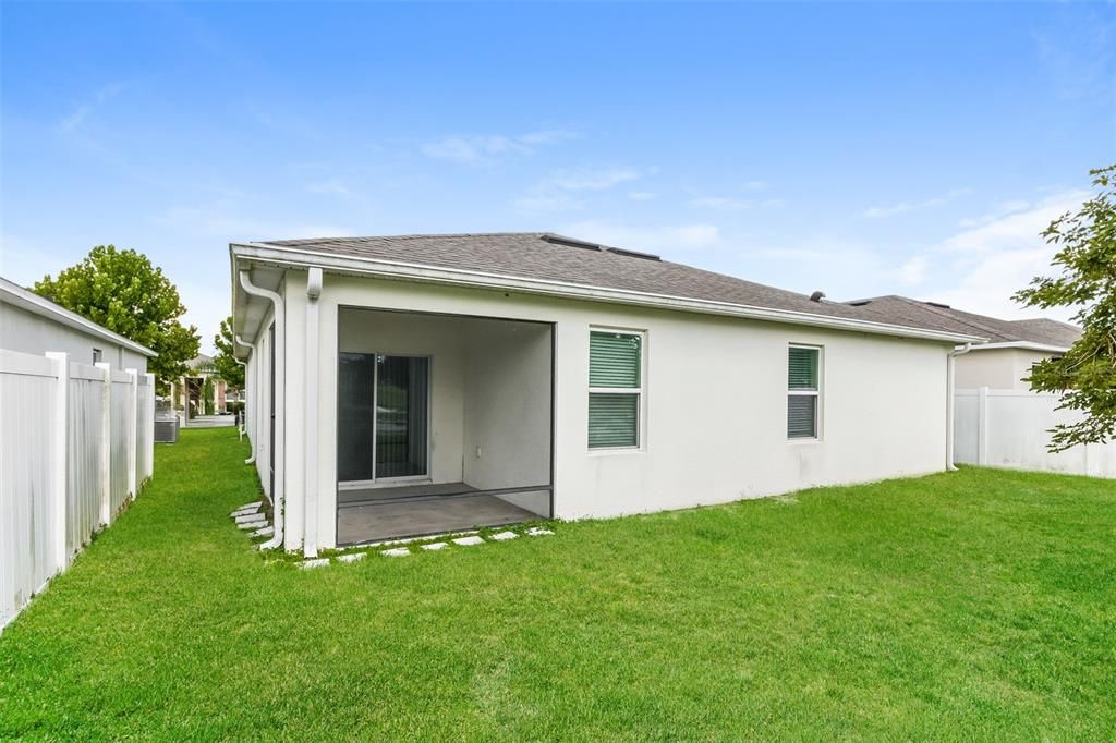 For Sale: $310,000 (3 beds, 2 baths, 1743 Square Feet)