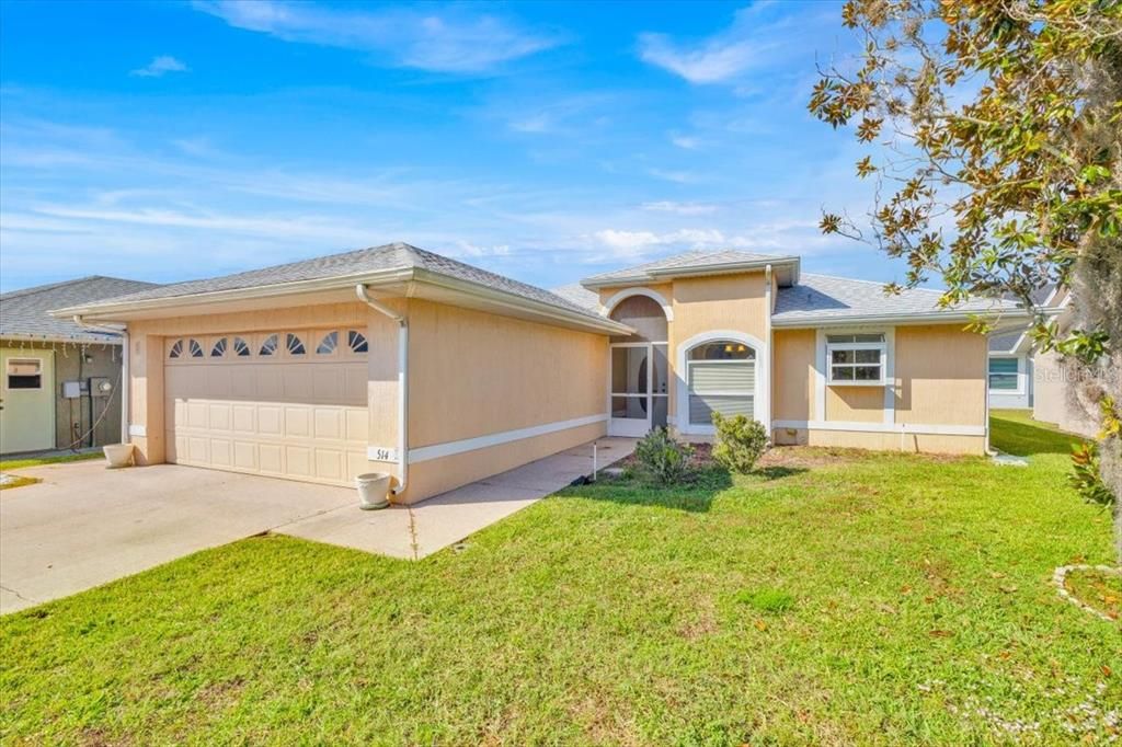 待售: $228,000 (2 贝兹, 2 浴室, 1279 平方英尺)