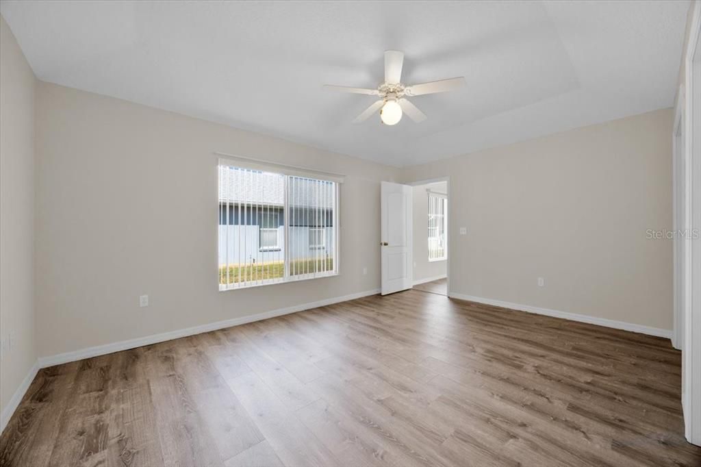 待售: $228,000 (2 贝兹, 2 浴室, 1279 平方英尺)