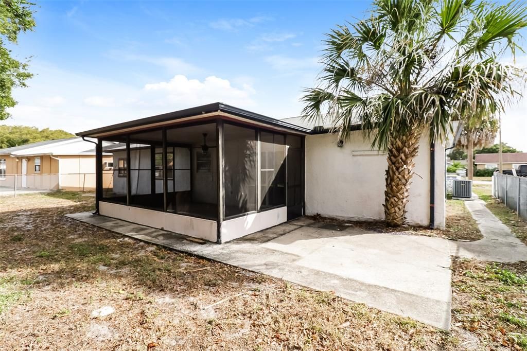 En Venta: $265,000 (3 camas, 2 baños, 1404 Pies cuadrados)