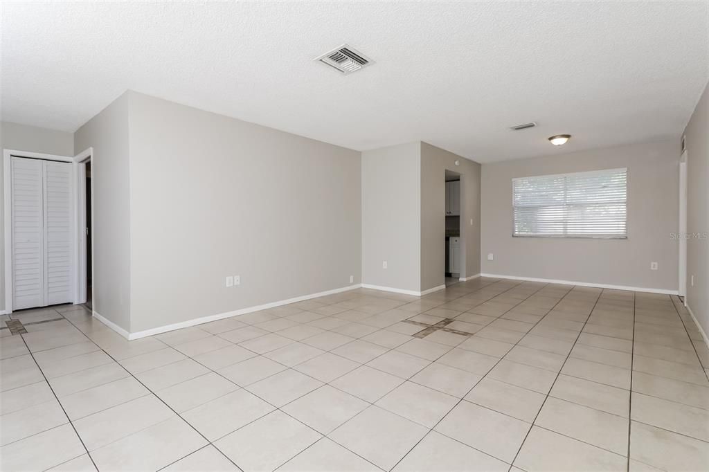 En Venta: $265,000 (3 camas, 2 baños, 1404 Pies cuadrados)