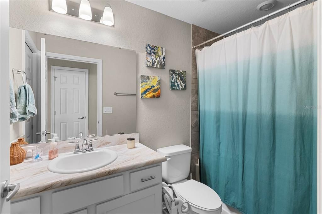 For Sale: $317,000 (3 beds, 2 baths, 1423 Square Feet)