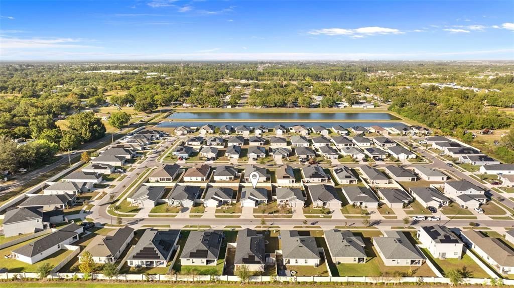 For Sale: $317,000 (3 beds, 2 baths, 1423 Square Feet)