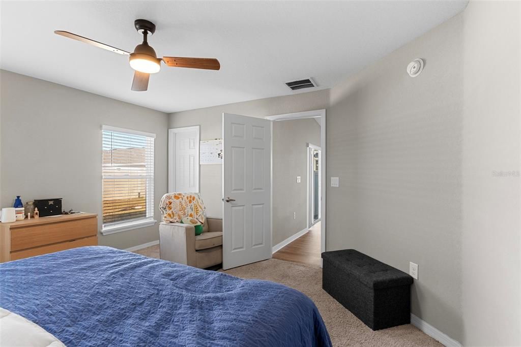 For Sale: $317,000 (3 beds, 2 baths, 1423 Square Feet)