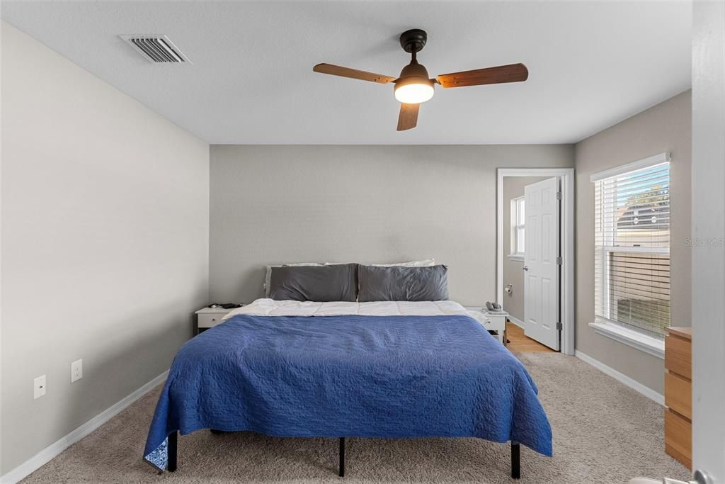 For Sale: $317,000 (3 beds, 2 baths, 1423 Square Feet)