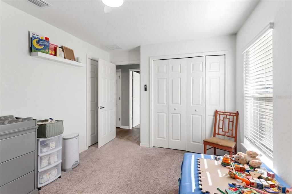 For Sale: $317,000 (3 beds, 2 baths, 1423 Square Feet)