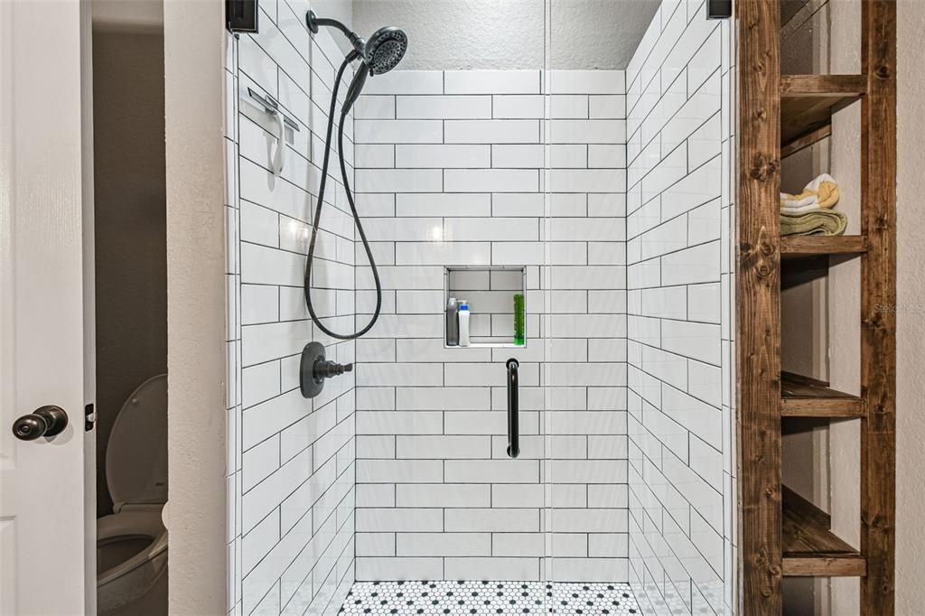 На продажу: $519,000 (4 спален, 2 ванн, 2253 Квадратных фут)