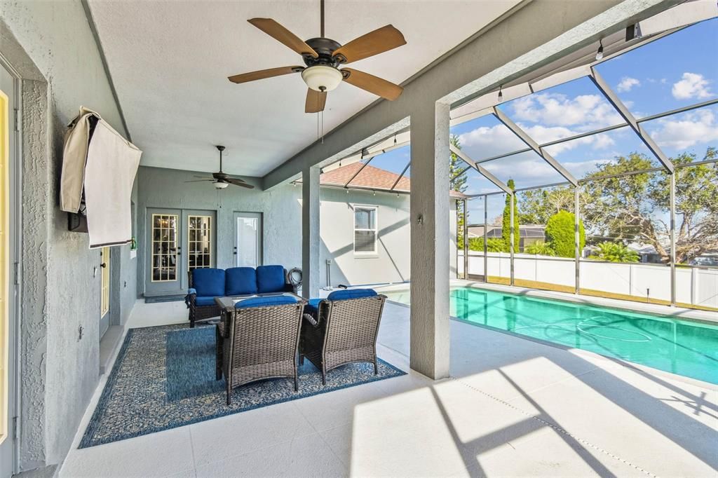 На продажу: $519,000 (4 спален, 2 ванн, 2253 Квадратных фут)