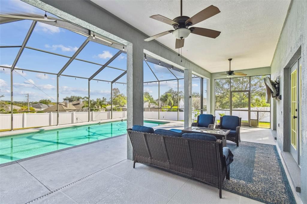 На продажу: $519,000 (4 спален, 2 ванн, 2253 Квадратных фут)