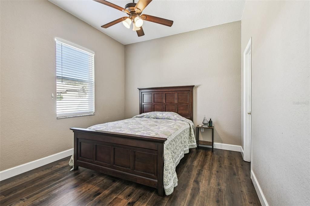 На продажу: $519,000 (4 спален, 2 ванн, 2253 Квадратных фут)