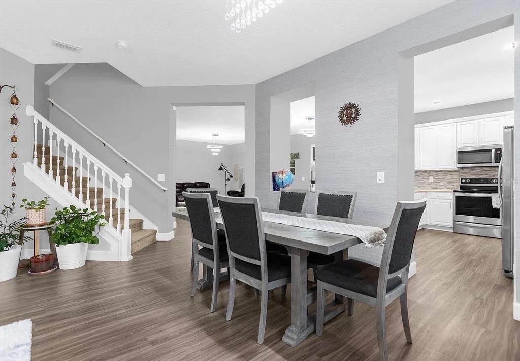 En Renta: $3,400 (5 camas, 3 baños, 3033 Pies cuadrados)