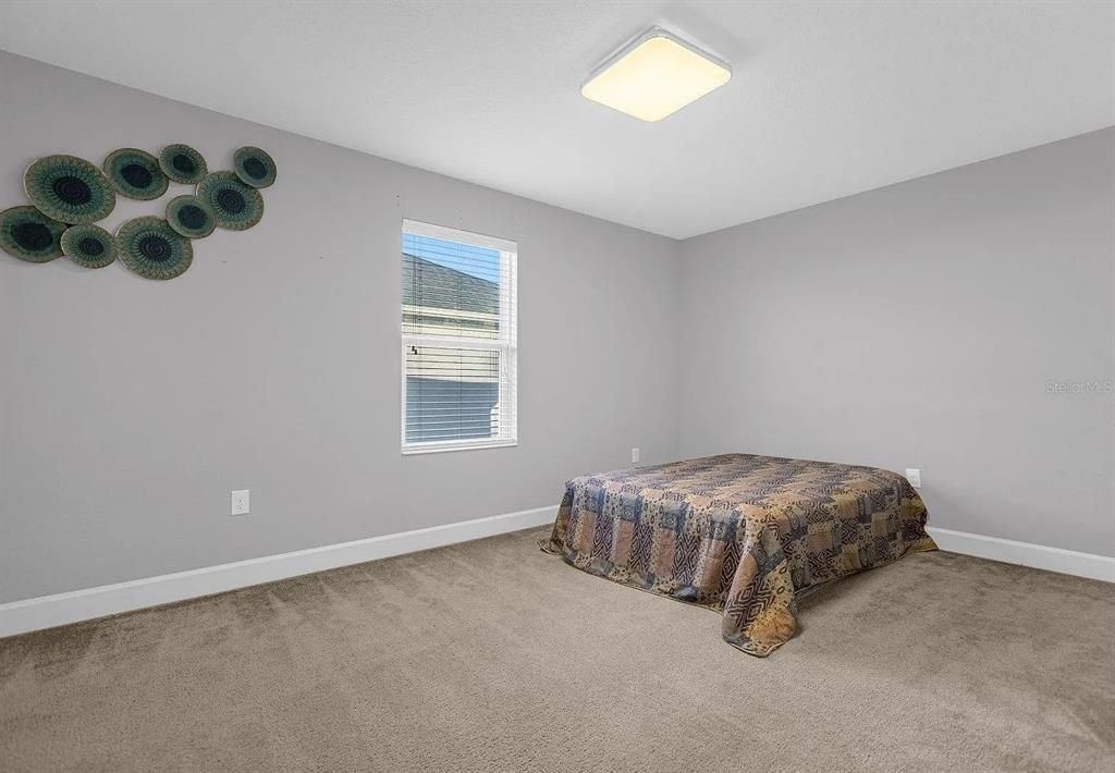 En Renta: $3,400 (5 camas, 3 baños, 3033 Pies cuadrados)