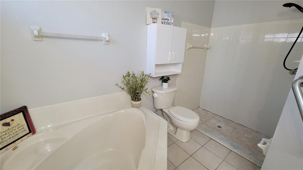 На продажу: $394,800 (4 спален, 2 ванн, 1522 Квадратных фут)